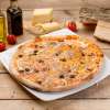16. Pizza Tonno